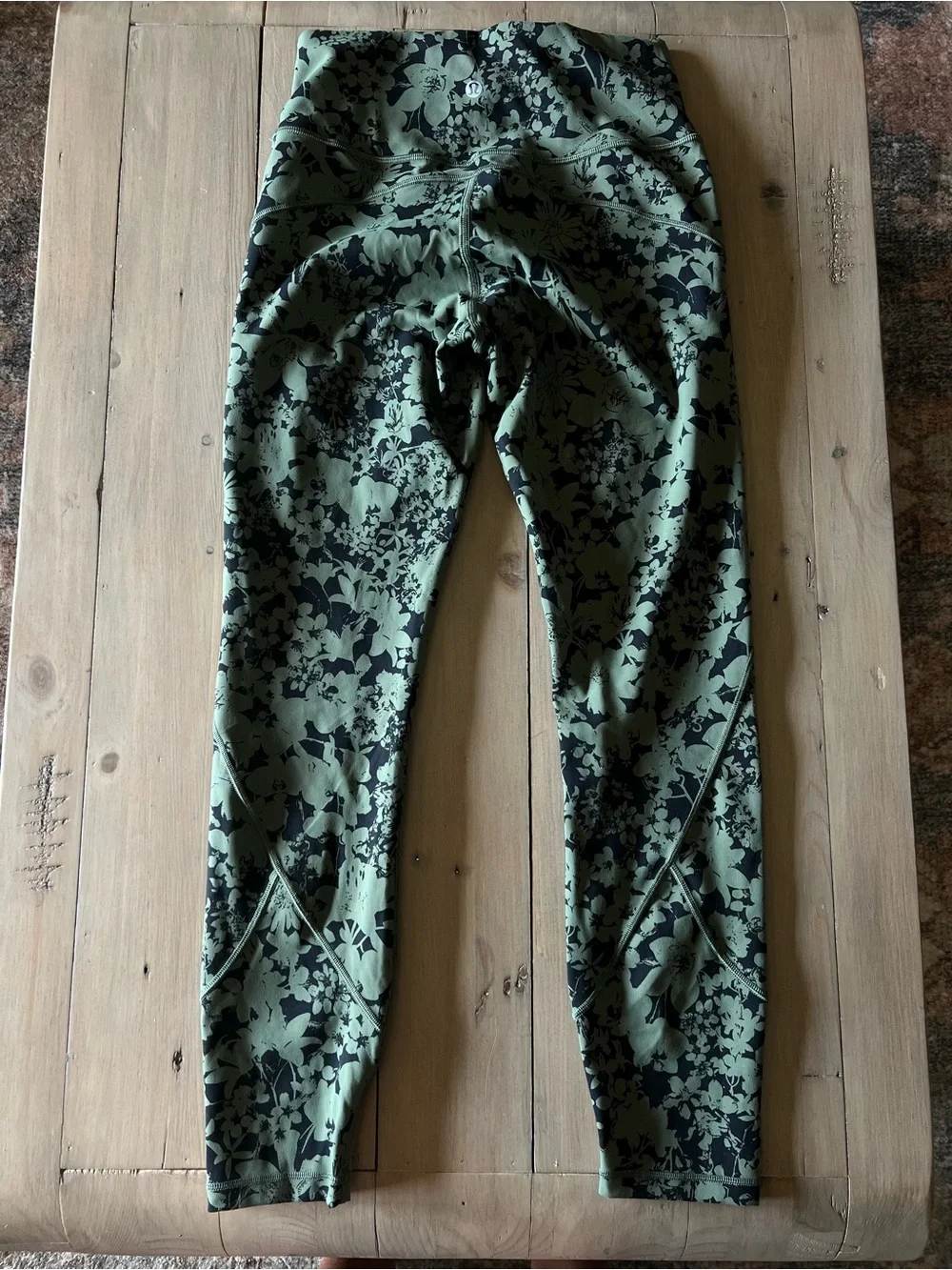 lululemon athletica no flaws